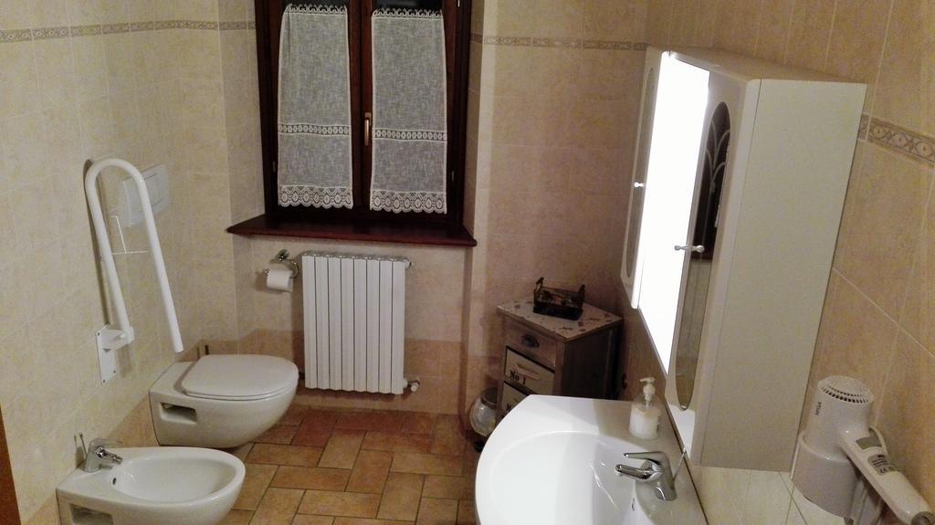 Agriturismo La Quiete Konuk evi Polverigi Dış mekan fotoğraf