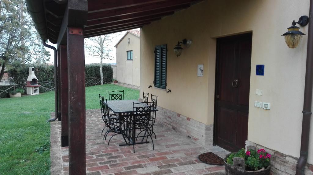 Agriturismo La Quiete Konuk evi Polverigi Dış mekan fotoğraf